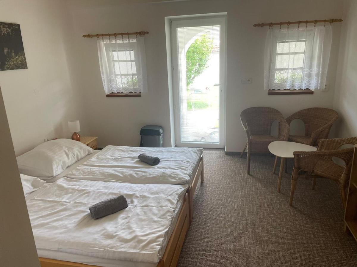 Apartmany U Palavy Přítluky 外观 照片